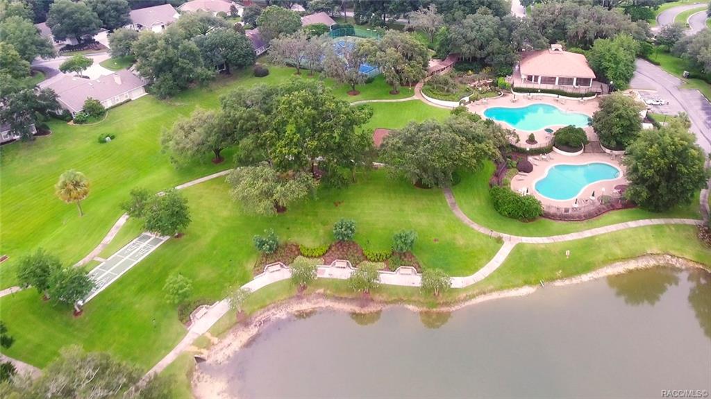home for sale at 6442 W Lexington Drive, Crystal River, FL 34429 in Meadowcrest - Pinehurst