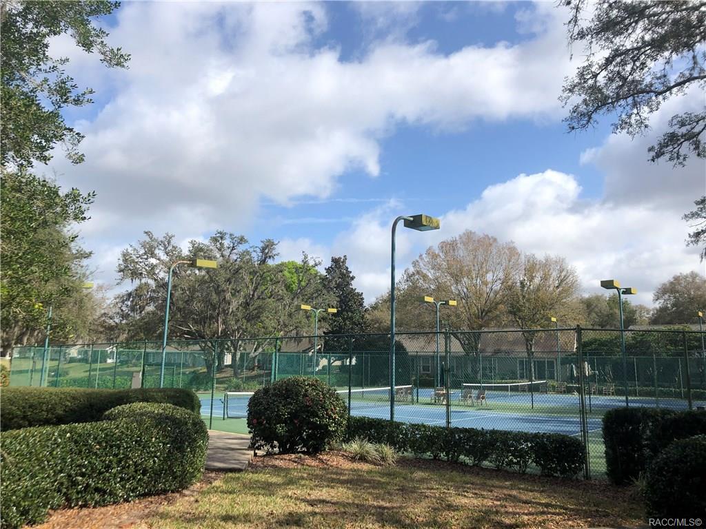 Meadowcrest Fairmont Village Property Information 1508 N Foxboro