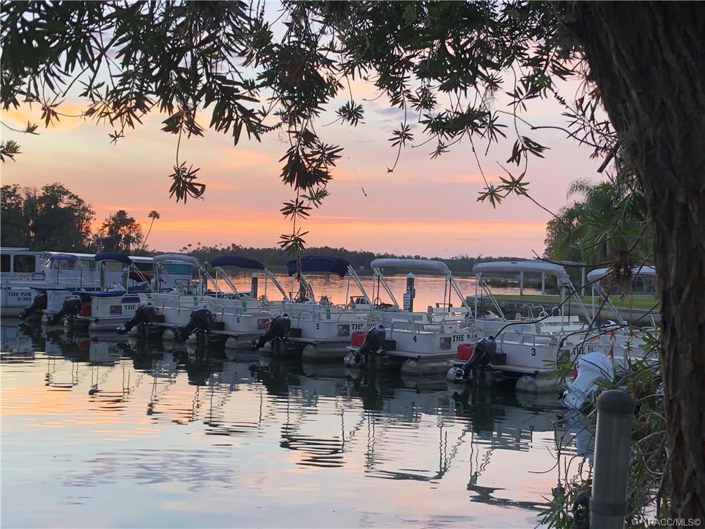 Meadowcrest Fairmont Village Property Information 1508 N Foxboro