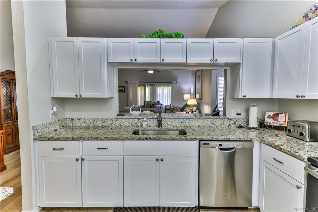 home for sale at 1543 N Foxboro Loop, Crystal River, FL 34429 in Meadowcrest - Fairmont Village