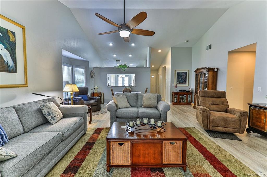 home for sale at 1543 N Foxboro Loop, Crystal River, FL 34429 in Meadowcrest - Fairmont Village