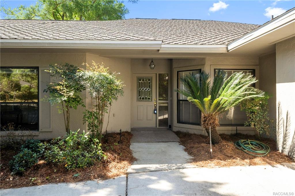 home for sale at 3088 W Bermuda Dunes Drive, Lecanto, FL 34461 in Black Diamond Ranch