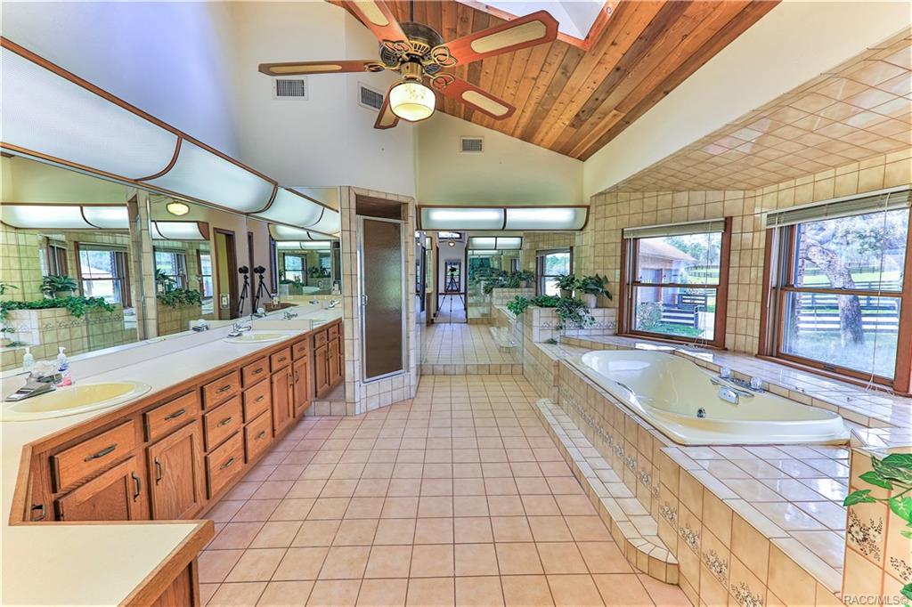 home for sale at 5725 E Orion Court, Floral City, FL 34436 in Stagecoach Ranch Estate