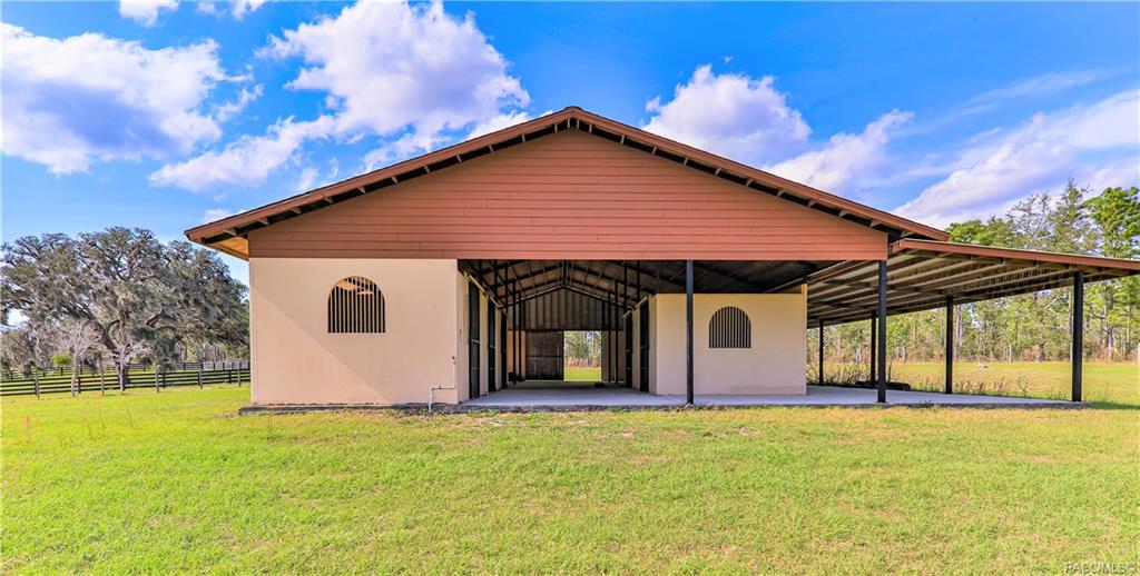 home for sale at 5725 E Orion Court, Floral City, FL 34436 in Stagecoach Ranch Estate