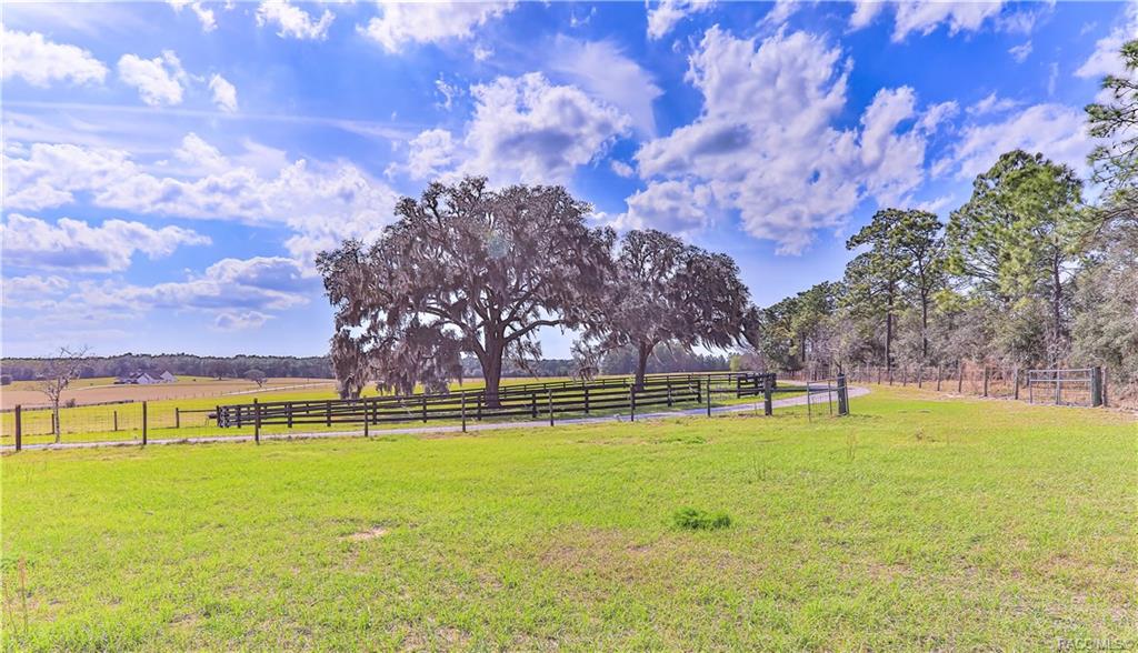 home for sale at 5725 E Orion Court, Floral City, FL 34436 in Stagecoach Ranch Estate