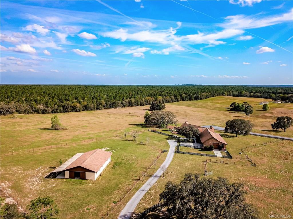 home for sale at 5725 E Orion Court, Floral City, FL 34436 in Stagecoach Ranch Estate