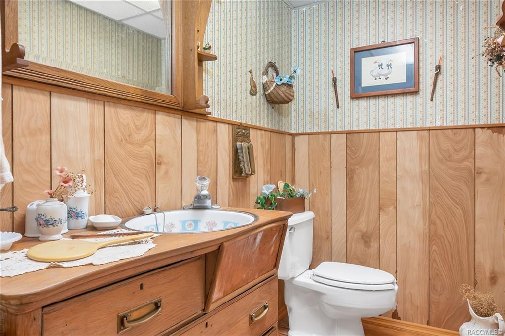 home for sale at 10510 N Silverlake Point, Dunnellon, FL 34434 in Cypress Point Acres