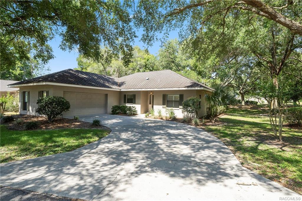home for sale at 3069 W Bermuda Dunes Drive, Lecanto, FL 34461 in Black Diamond Ranch
