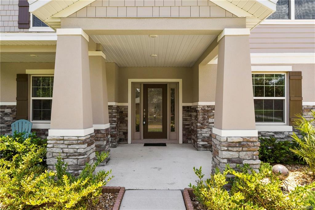 home for sale at 230 Pine Street, Homosassa, FL 34446 in Sugarmill Woods - Cypress Village