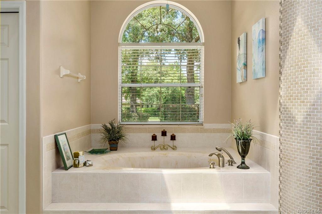 home for sale at 1991 W Tall Oaks Drive, Beverly Hills, FL 34465 in Pine Ridge