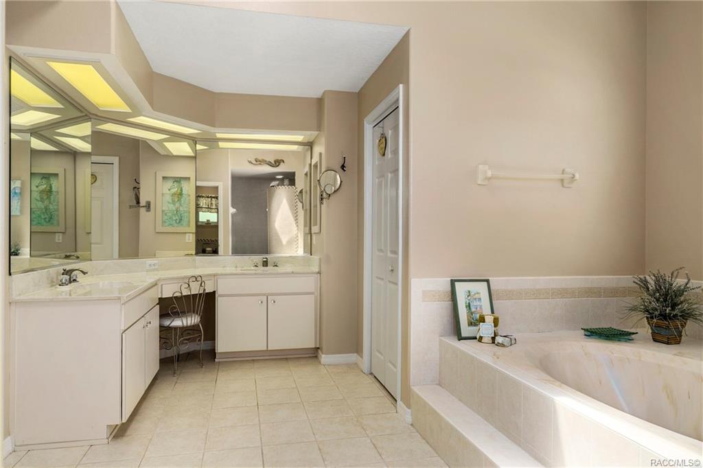 home for sale at 1991 W Tall Oaks Drive, Beverly Hills, FL 34465 in Pine Ridge