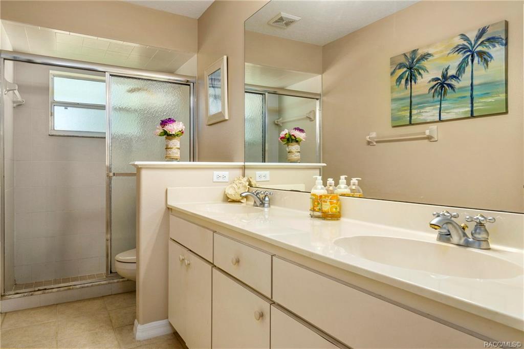 home for sale at 1991 W Tall Oaks Drive, Beverly Hills, FL 34465 in Pine Ridge