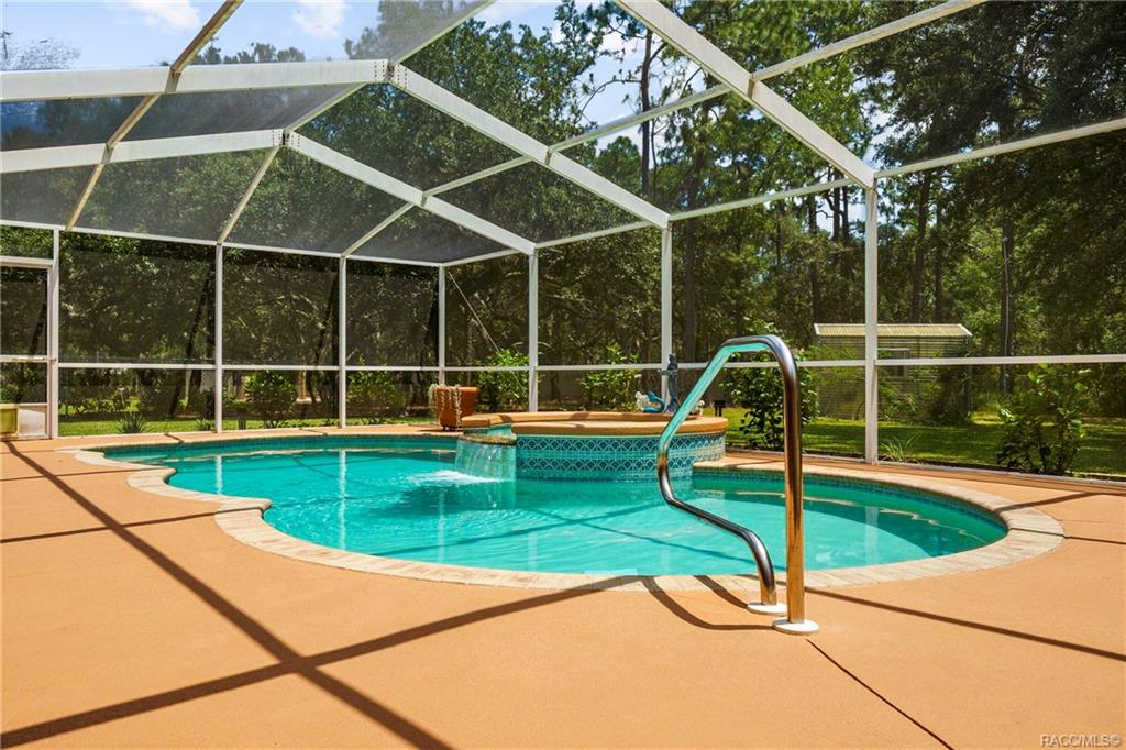 home for sale at 1991 W Tall Oaks Drive, Beverly Hills, FL 34465 in Pine Ridge