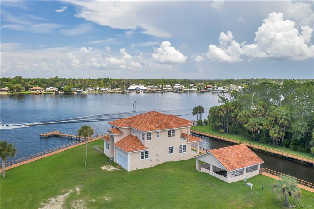 home for sale at 4711 S Amstel Drive, Homosassa, FL 34448 in Homosassa Cos Sub