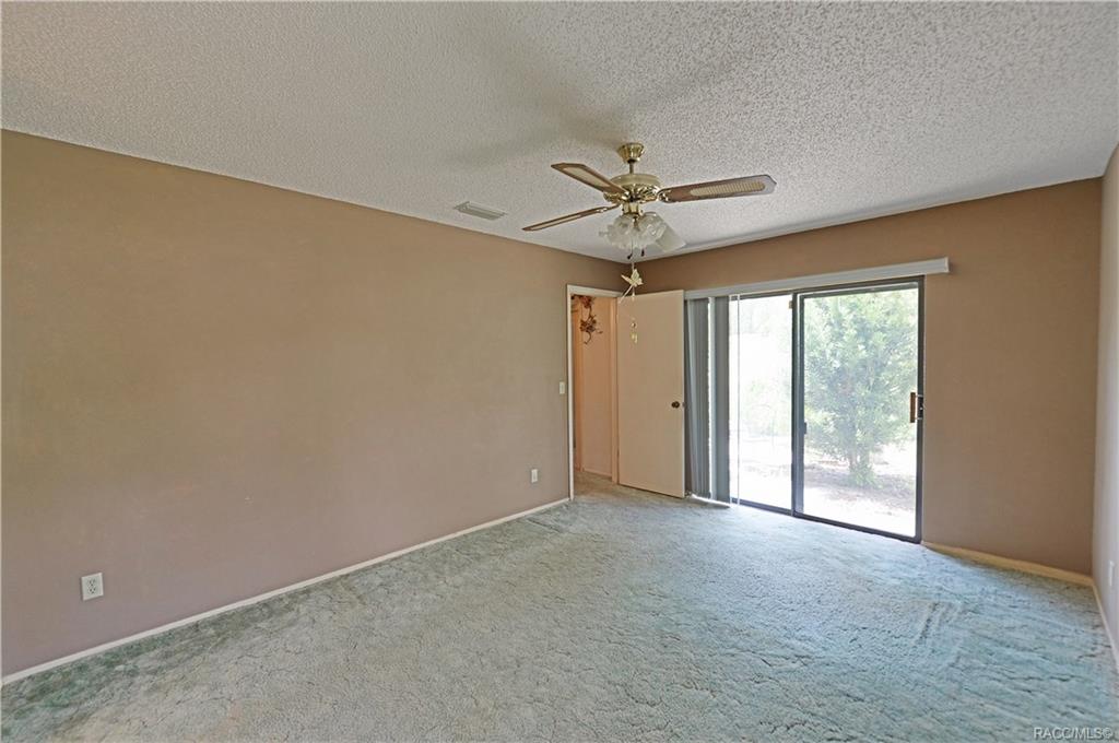 home for sale at 32 N Pizarro Point, Lecanto, FL 34461 in Crystal Oaks