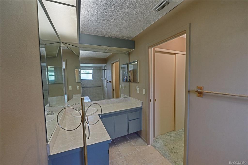 home for sale at 32 N Pizarro Point, Lecanto, FL 34461 in Crystal Oaks