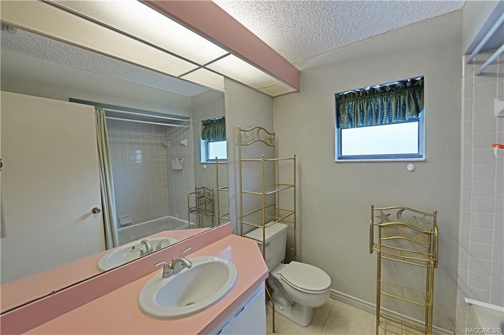 home for sale at 32 N Pizarro Point, Lecanto, FL 34461 in Crystal Oaks