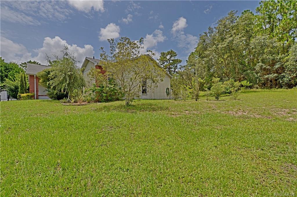 home for sale at 32 N Pizarro Point, Lecanto, FL 34461 in Crystal Oaks