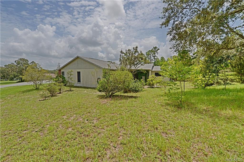 home for sale at 32 N Pizarro Point, Lecanto, FL 34461 in Crystal Oaks
