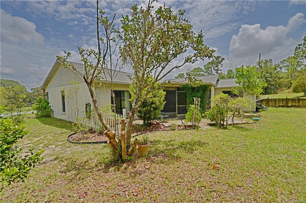 home for sale at 32 N Pizarro Point, Lecanto, FL 34461 in Crystal Oaks