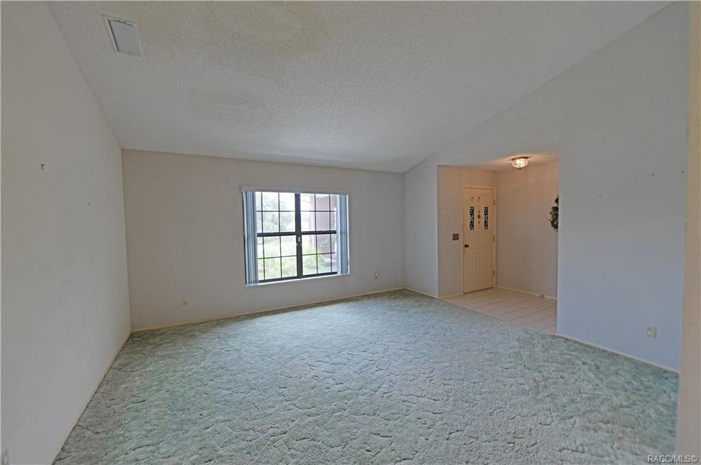 home for sale at 32 N Pizarro Point, Lecanto, FL 34461 in Crystal Oaks