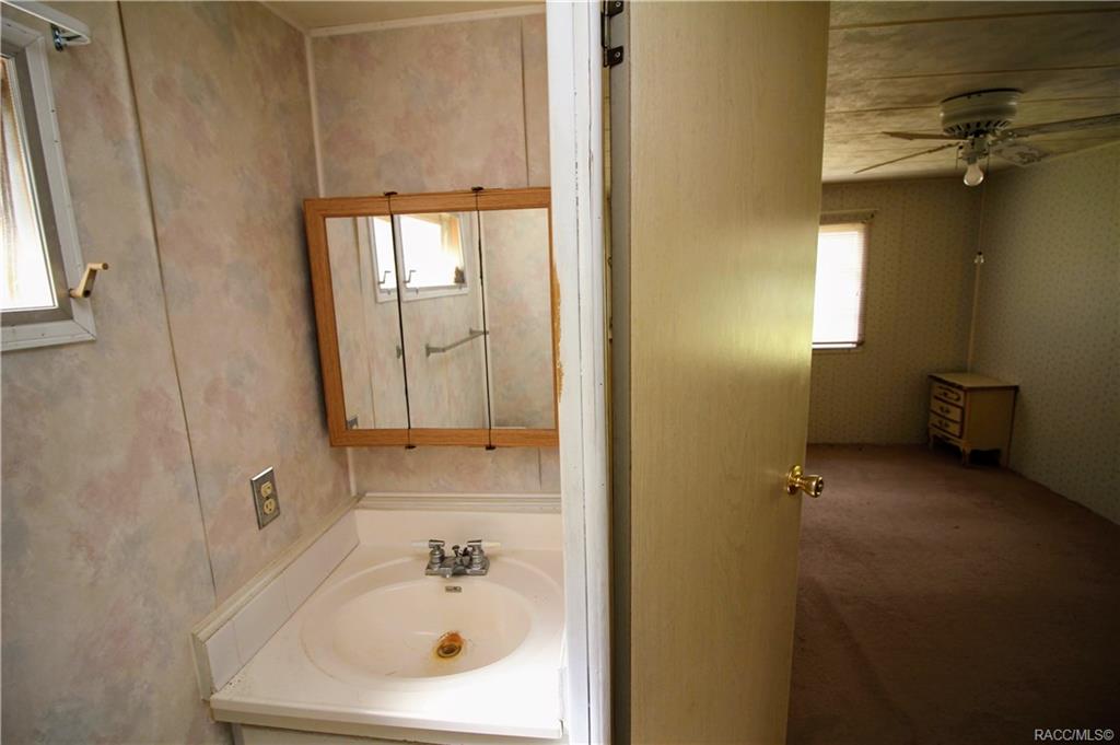 home for sale at 8370 S Lake Consuella Drive, Floral City, FL 34436 in Buckeye Villa