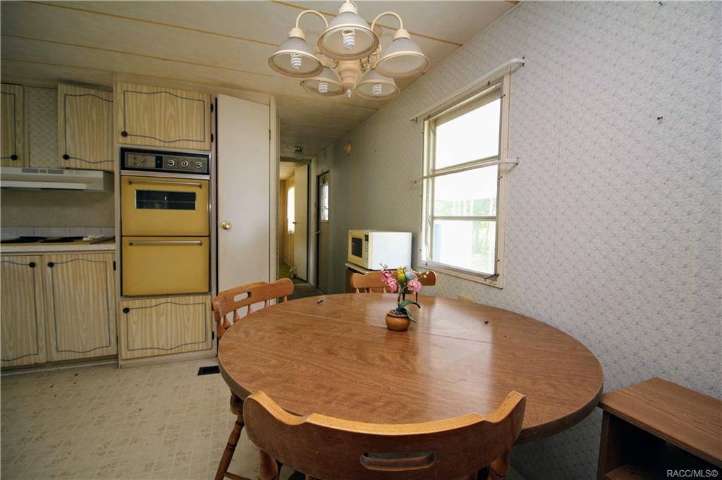 home for sale at 8370 S Lake Consuella Drive, Floral City, FL 34436 in Buckeye Villa