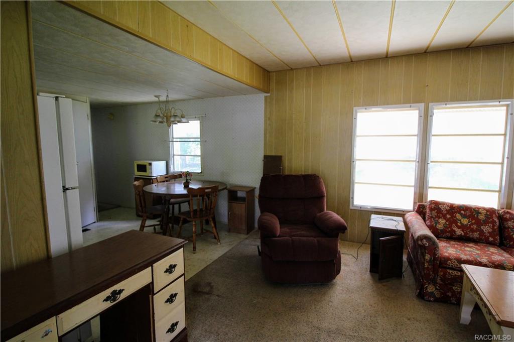 home for sale at 8370 S Lake Consuella Drive, Floral City, FL 34436 in Buckeye Villa