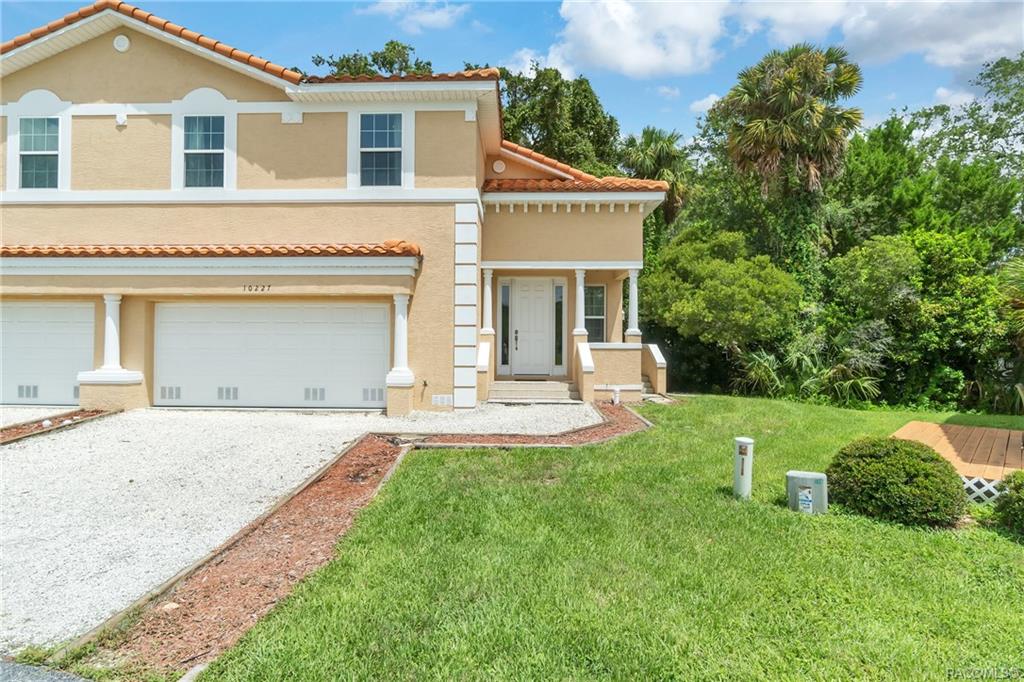 home for sale at 10227 W Middleburg Loop, Homosassa, FL 34448 in Homosassa Tradewinds Condos