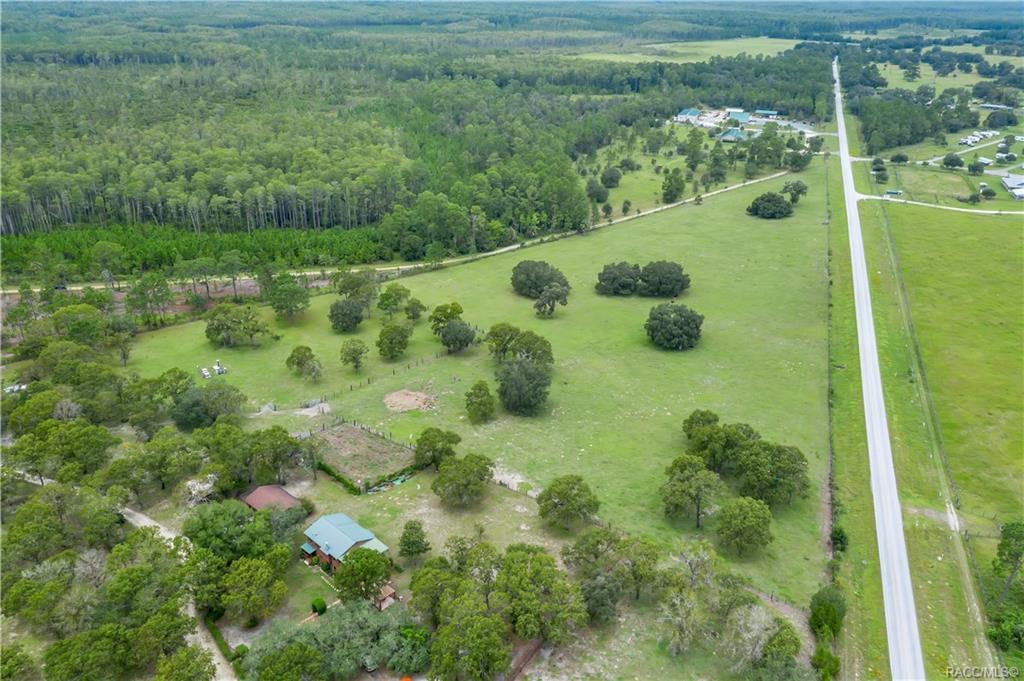 home for sale at 9350 SE Cr 337, Dunnellon, FL 34431 in Levy County