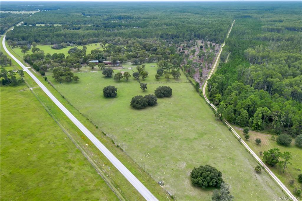 home for sale at 9350 SE Cr 337, Dunnellon, FL 34431 in Levy County