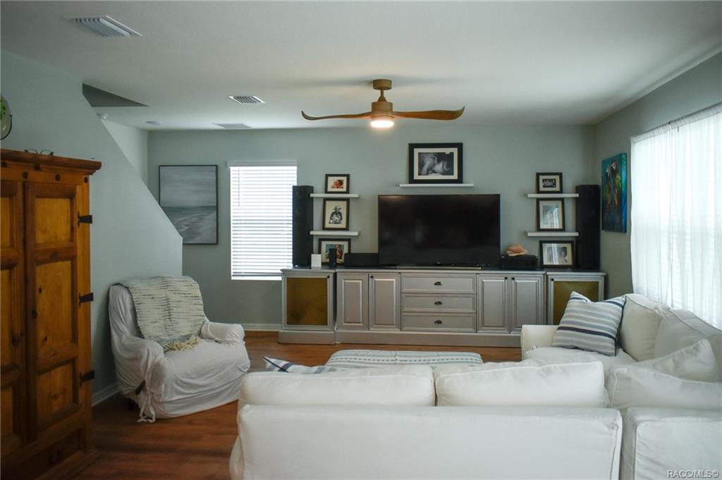 home for sale at 483 W Runyon Loop, Beverly Hills, FL 34465 in HighRidge Village