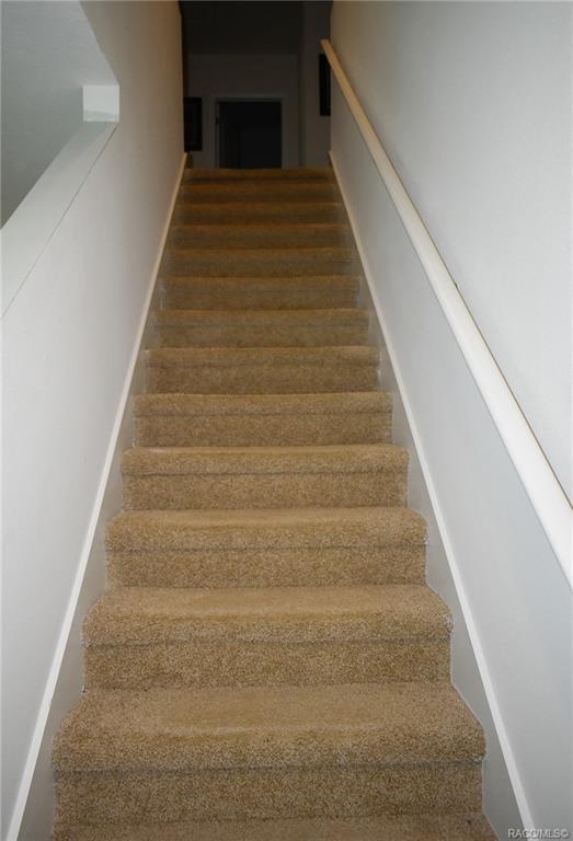 home for sale at 483 W Runyon Loop, Beverly Hills, FL 34465 in HighRidge Village