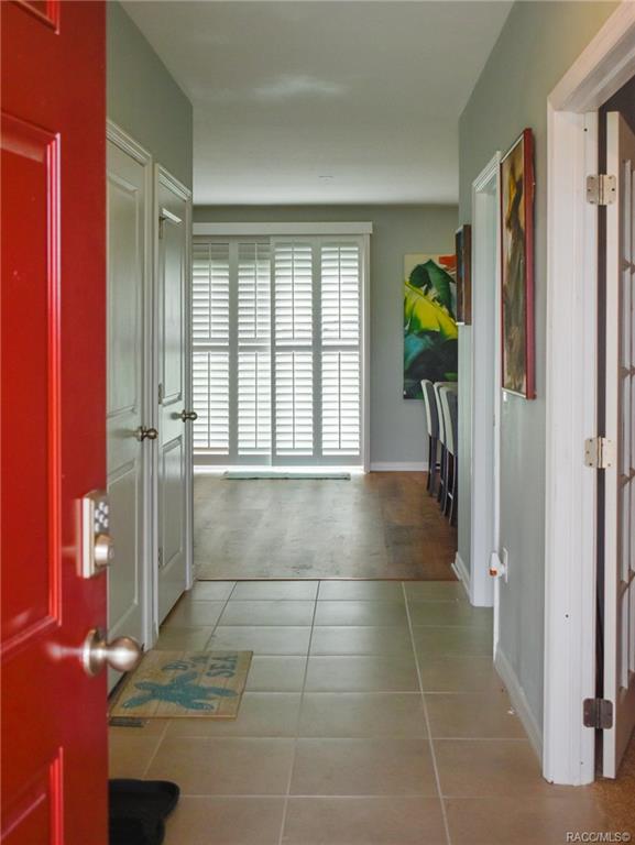 home for sale at 483 W Runyon Loop, Beverly Hills, FL 34465 in HighRidge Village