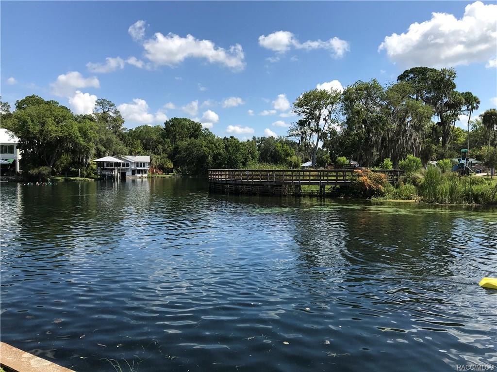 home for sale at 16 Beach Lane, Crystal River, FL 34429 in Magnolia Lodge