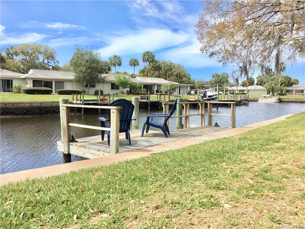 home for sale at 11269 W Bayshore Drive, Crystal River, FL 34429 in Bay Villas
