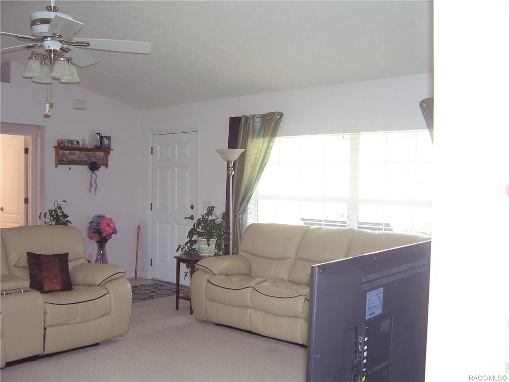 Crystal Glen Property Information 1042 S Brookfield Drive, Lecanto