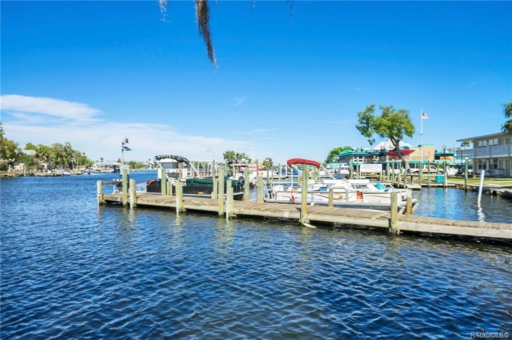 home for sale at 5291 S Cherokee Way, Homosassa, FL 34448 in Riverside Villas