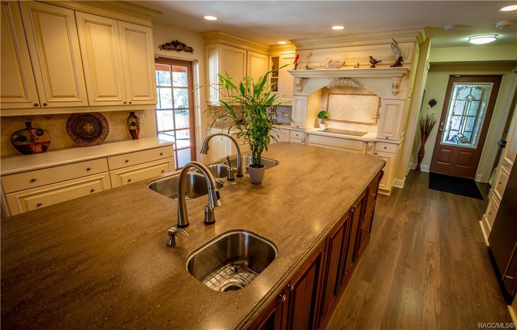 home for sale at 10218 E Trails End Road, Floral City, FL 34436 in Farms