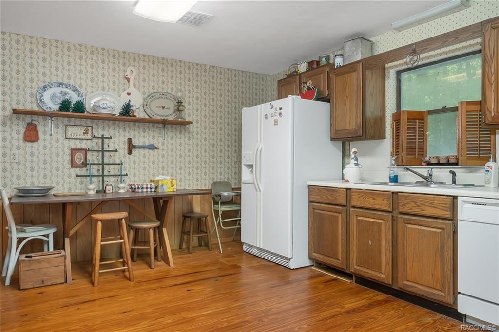 home for sale at 10510 N Silverlake Point, Dunnellon, FL 34434 in Cypress Point Acres