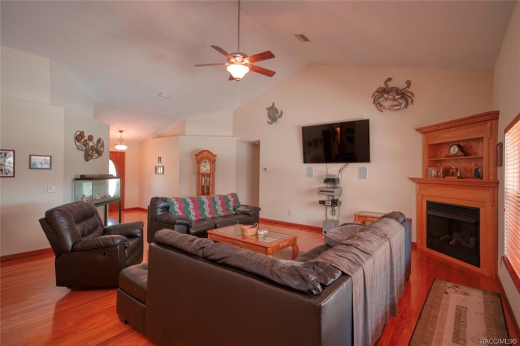 home for sale at 6597 N San Juan Terrace, Crystal River, FL 34428 in Shamrock Acres