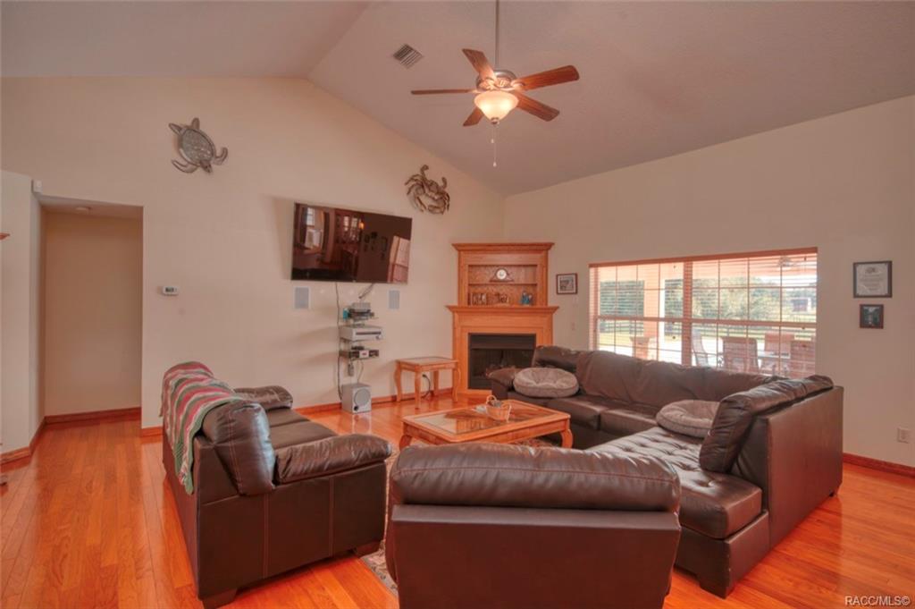 home for sale at 6597 N San Juan Terrace, Crystal River, FL 34428 in Shamrock Acres