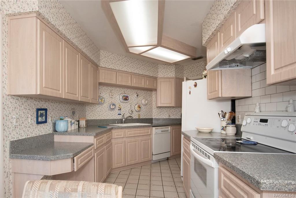 home for sale at 3694 N Laurelwood Loop, Beverly Hills, FL 34465 in Lakeside Village