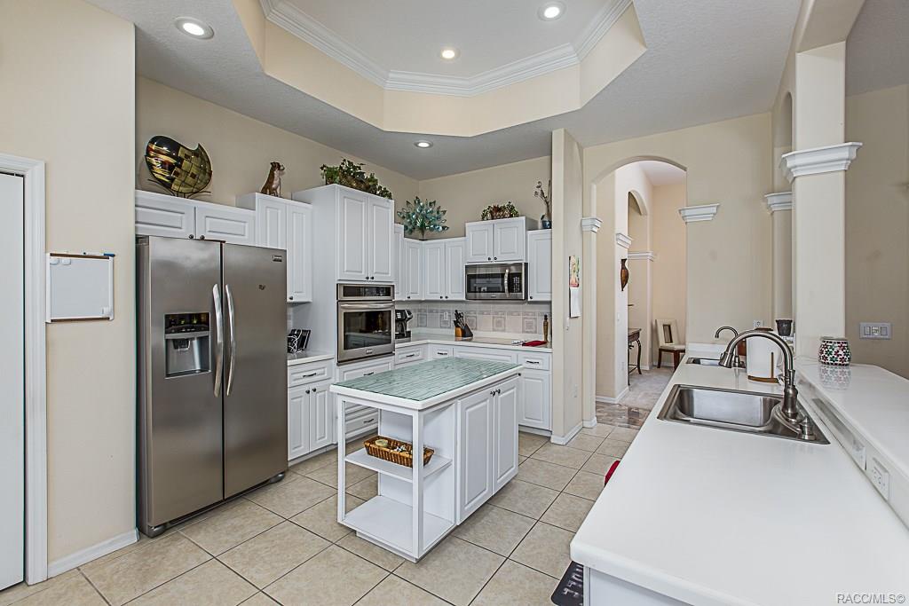 Citrus Hills Clearview Estates Property Information 621 N Spend A