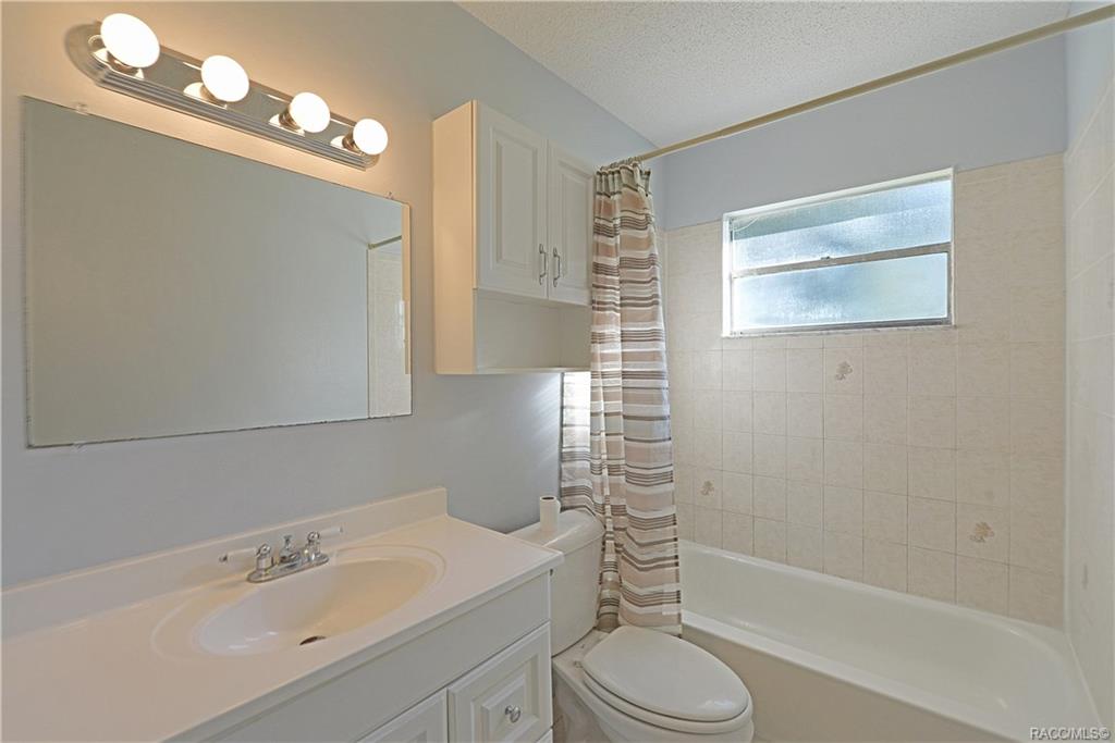home for sale at 1150 N Fan Palm Point, Crystal River, FL 34429 in LaJolla Palms