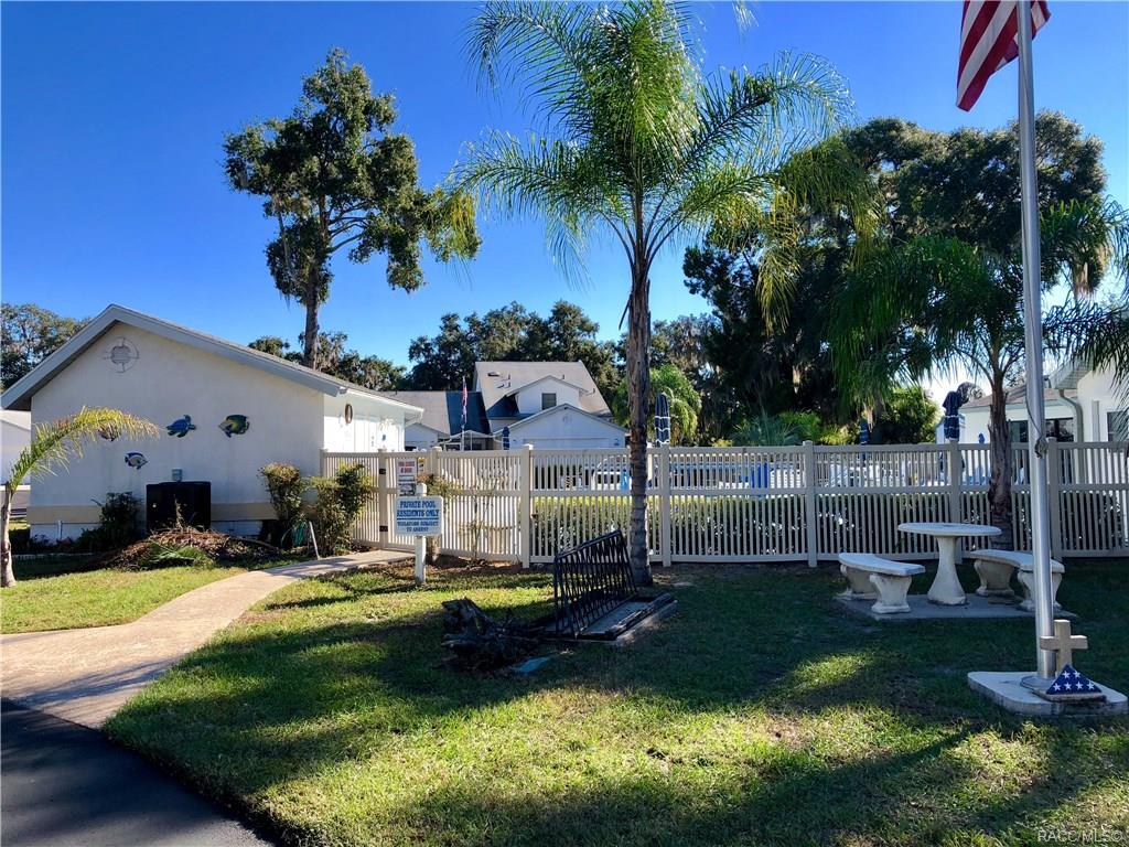 home for sale at 417 Landings Boulevard, Inverness, FL 34450 in Anglers Landing