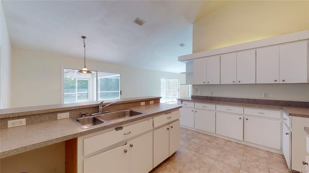 home for sale at 1388 E Cleveland Street, Hernando, FL 34442 in Citrus Hills - Presidential Estates