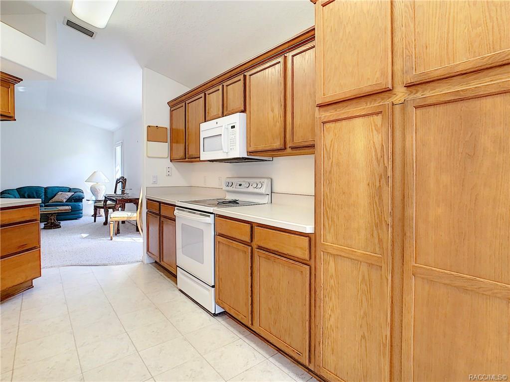 Meadowcrest Fox Hollow Property Information 6588 W Cannondale Drive