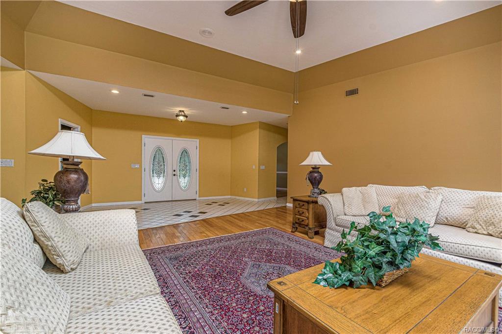 Citrus Hills Hampton Hills Property Information 161 W Chase Street