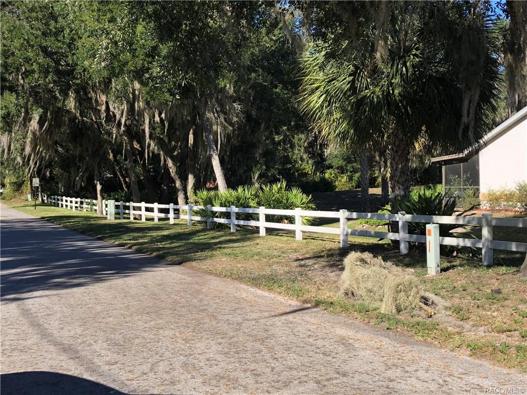 home for sale at 417 Landings Boulevard, Inverness, FL 34450 in Anglers Landing